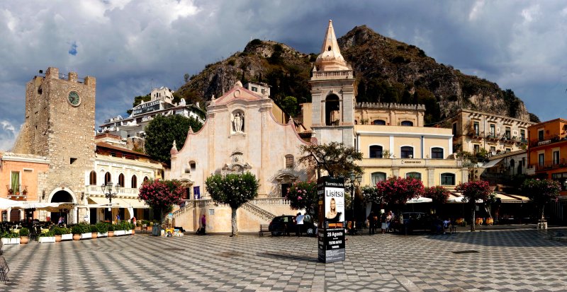 {short description of image}